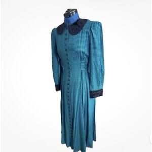 Vintage Sarah Elizabeth Dress Size 12 Blue-Green Black Velvet Accents